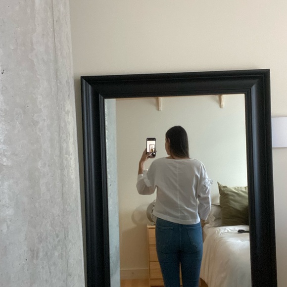 WHITE CROPPED LONG SLEEVE TOP | XS - Picture 4 of 4